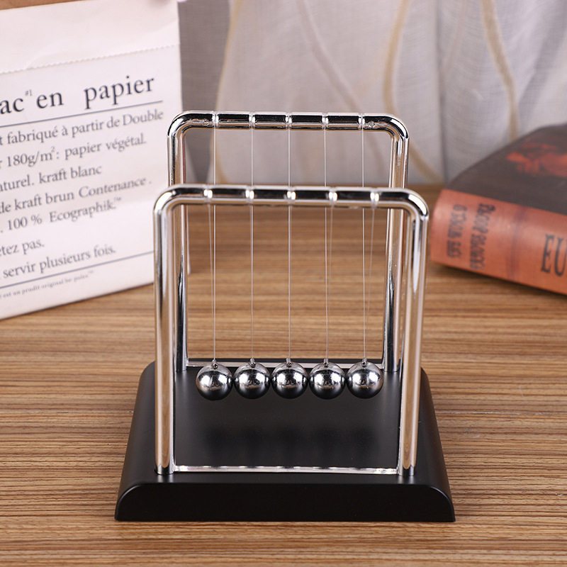 Kołyska Newtona Równowaga Stal – Newton Cradle Large recenzja i cena